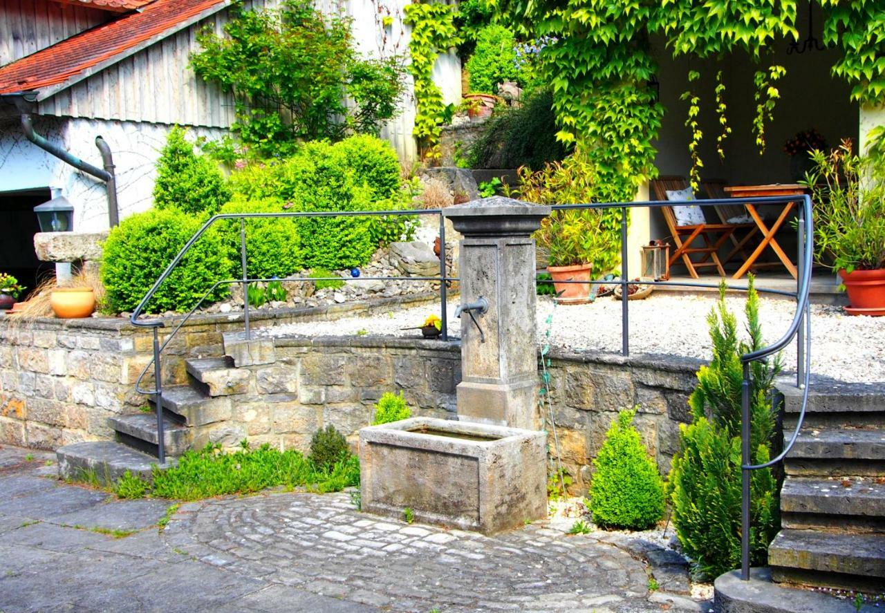 Ferienwohnung Meintzinger Frickenhausen am Main Bagian luar foto